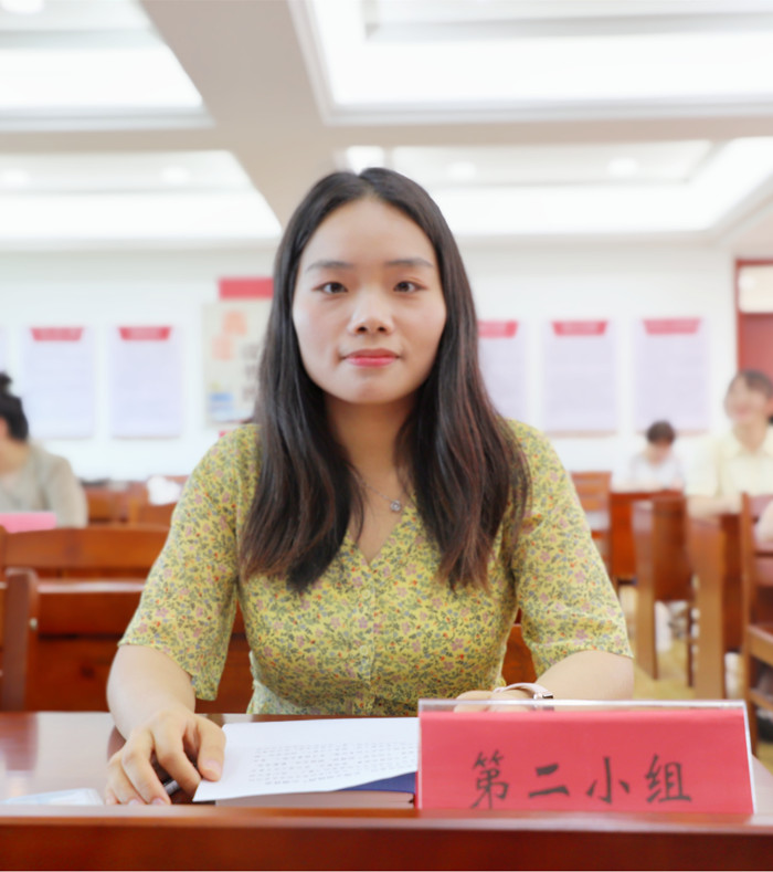贾柠畅_副本.jpg